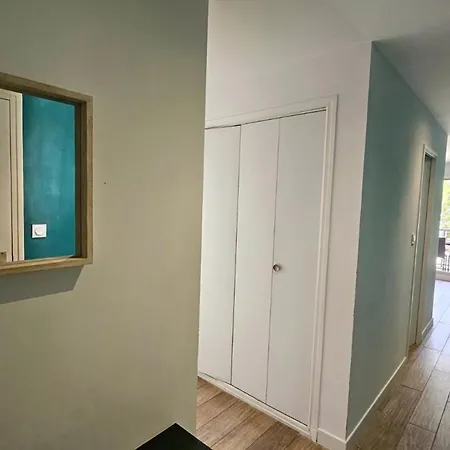 Renovated With Balcony And Modern Style *